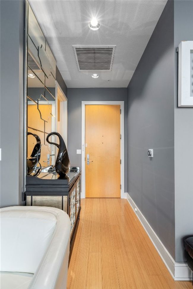 APT-825 - 555 E 5 Th St, Condo with 1 bedrooms, 2 bathrooms and 1 parking in Austin TX | Image 9