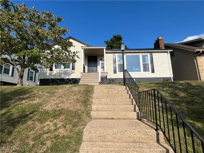 View of front of home | Image 2