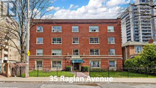 208-35 Raglan Avenue, Toronto (Humewood-Cedarvale), ON, M6C2K7 | Card Image
