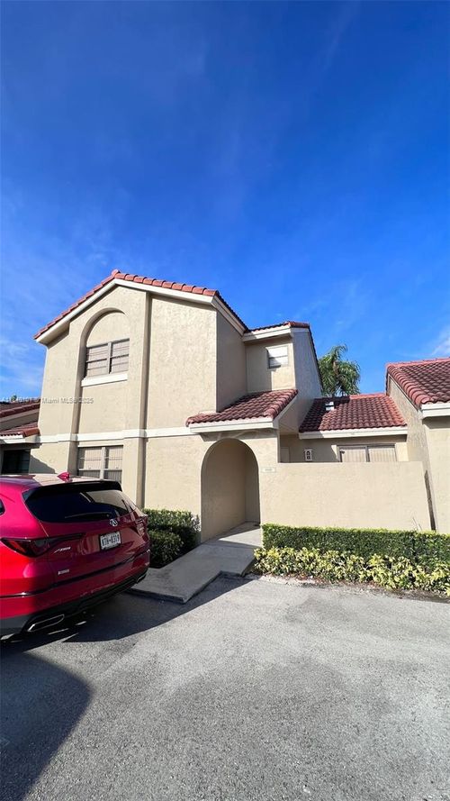 6169 Nw 170th Ter, HIALEAH, FL, 33015-4603 | Card Image