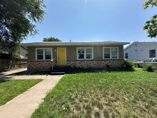 216 Peach Ave, Dumas, TX, 79029-3432 | Card Image