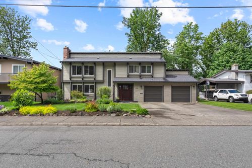 35061 High Dr, Abbotsford, BC, V2S2X7 | Card Image
