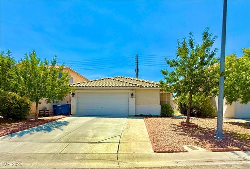 5557 Donaldson Ct, Las Vegas, NV, 89118-6028 | Card Image