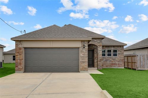 64 Cleveland Sq, Cleveland, TX, 77327 | Card Image