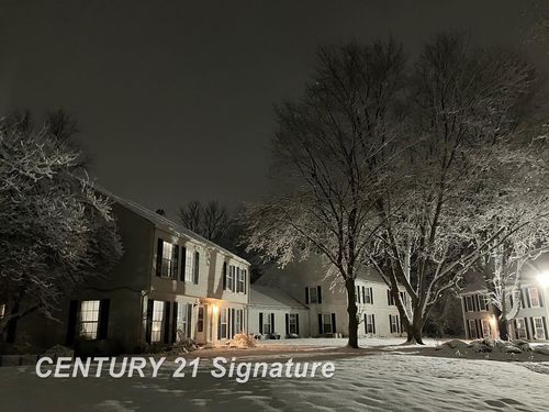 2140 Painted Post Dr, Flushing, MI, 48433-2578 | Card Image