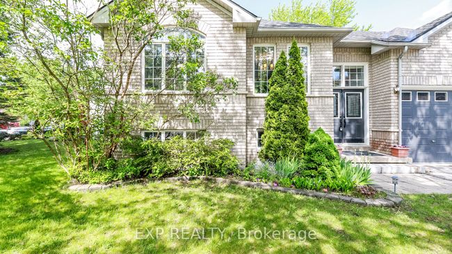 22 Silversands Cres, House other with 2 bedrooms, 3 bathrooms and 6 parking in Wasaga Beach ON | Image 4
