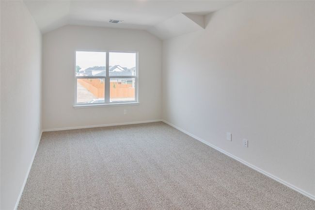 361 Sandringham Loop, House other with 4 bedrooms, 3 bathrooms and 2 parking in Uhland TX | Image 15