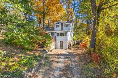 204 Wawayanda Rd, Highland Lakes, NJ, 07422-1710 | Card Image