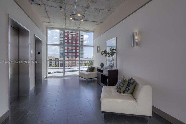 APT-626 - 2000 N Bayshore Dr, Condo with 1 bedrooms, 1 bathrooms and null parking in Miami FL | Image 24