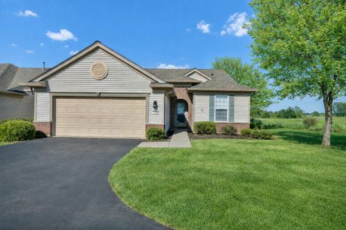 11268 Bellflower Ln, Huntley, IL, 60142-7795 | Card Image