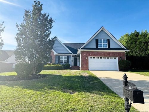 6012 Goldenrain Dr, Fayetteville, NC, 28314-8520 | Card Image