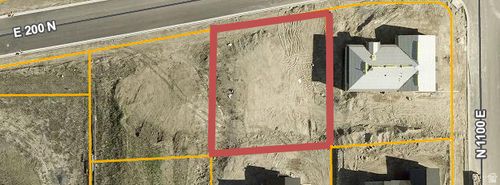 24-1070 E 200 N, Hyde Park, UT, 84318 | Card Image