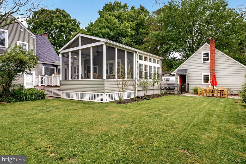 Residential in MOORESTOWN 2