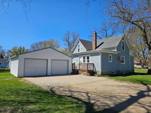 304 Marvin Ave, Volga, SD, 57071-2012 | Card Image
