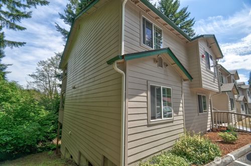 1103 Creekwood Ct Se, Olympia, WA, 98501-8308 | Card Image