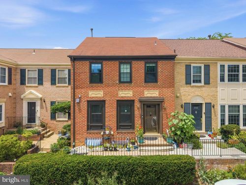 3050 Federal Hill Dr, FALLS CHURCH, VA, 22044-2905 | Card Image