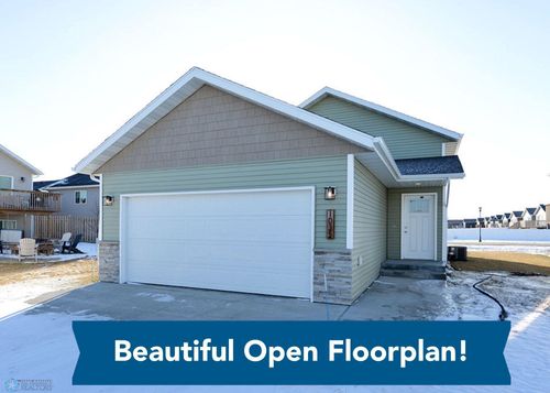 1035 Barnes Drive W, Fargo, ND, 58078 | Card Image