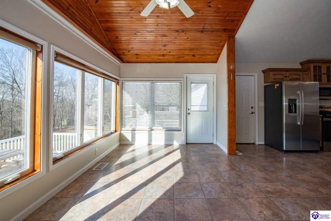 234 Cave Heights Ln, House other with 3 bedrooms, 2 bathrooms and null parking in Falls Of Rough KY | Image 17