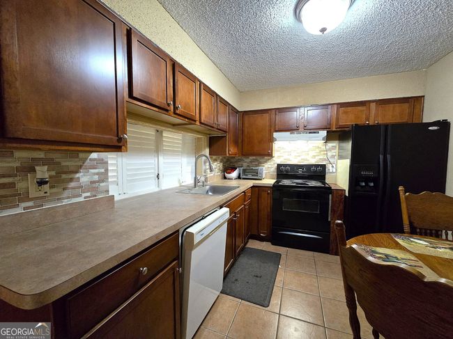 315 Seasons Pkwy, Condo with 2 bedrooms, 2 bathrooms and null parking in Norcross GA | Image 10