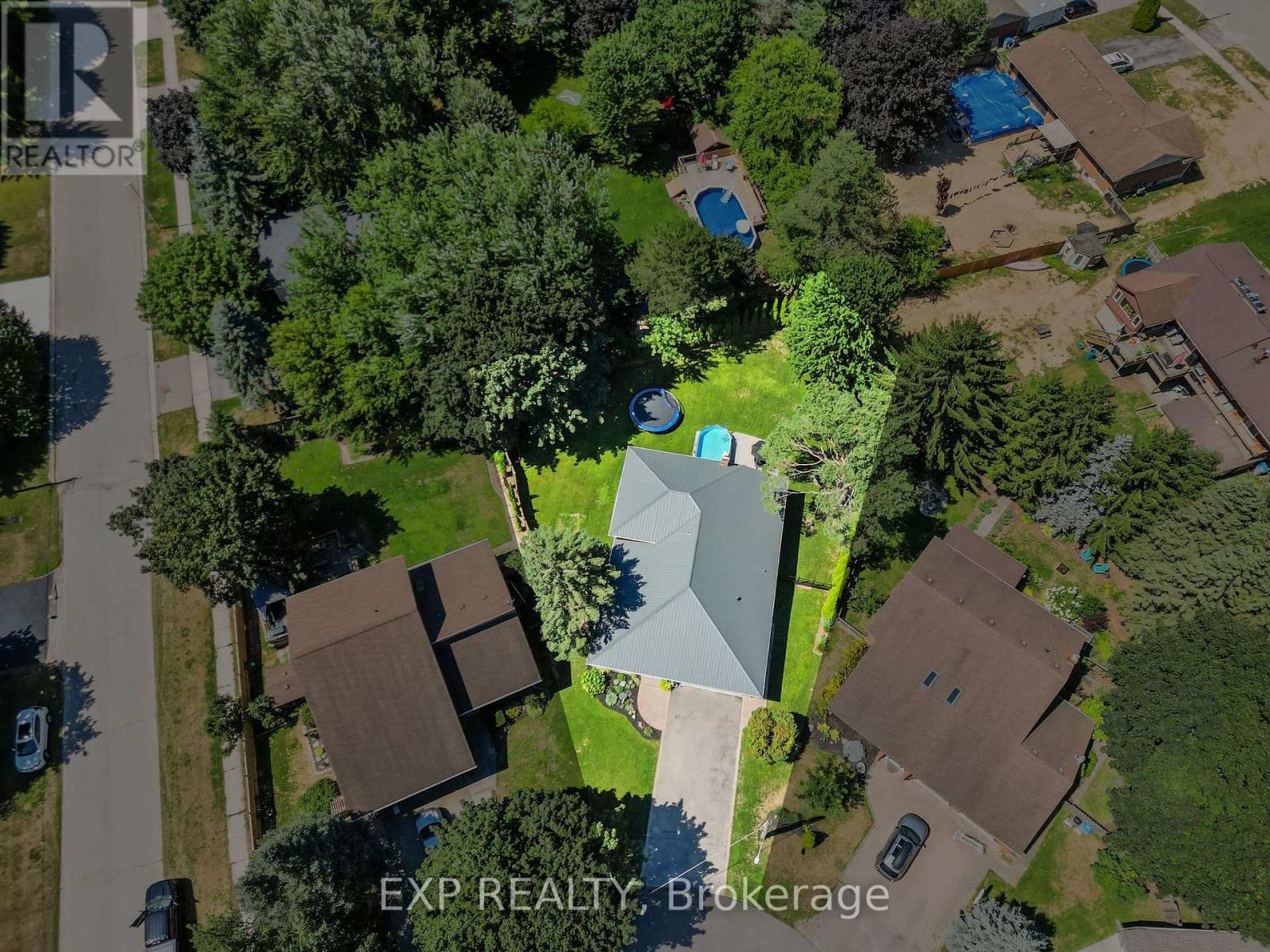 Residential in Strathroy-Caradoc (Mount Brydges) 2