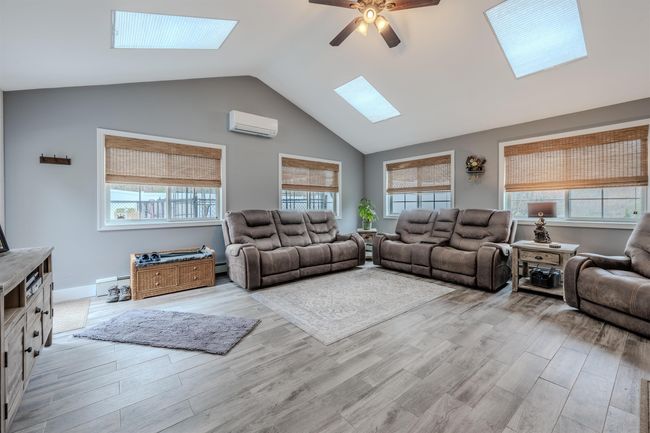 22 Countryside Ln, House other with 3 bedrooms, 3 bathrooms and null parking in Pelham NH | Image 15