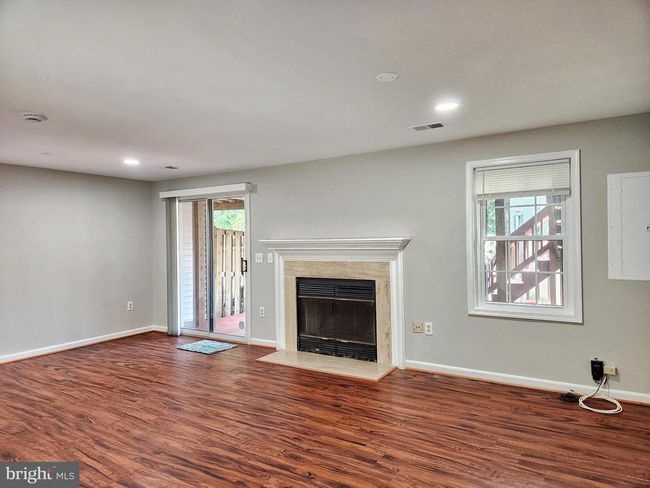 7250 Olde Lantern Way, Townhouse with 3 bedrooms, 4 bathrooms and null parking in SPRINGFIELD VA | Image 44