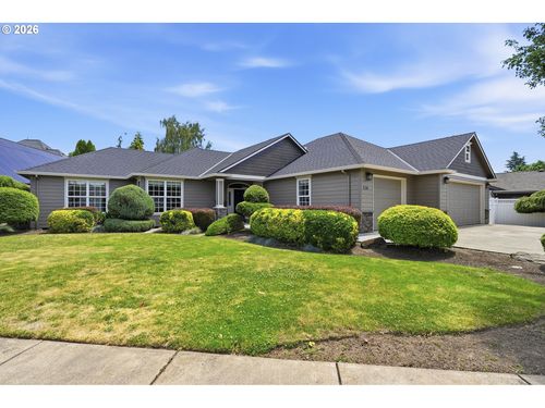 230 Mclaughlin Dr, Woodburn, OR, 97071 | Card Image
