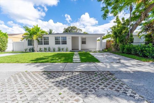 3335 Nw 19th St, Miami, FL, 33125-1017 | Card Image