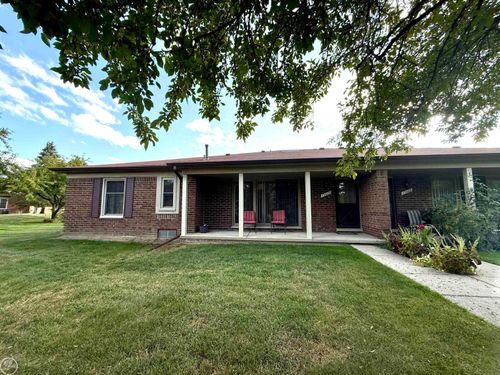15029 Pilgrim Ct, Shelby Township, MI, 48315-4456 | Card Image