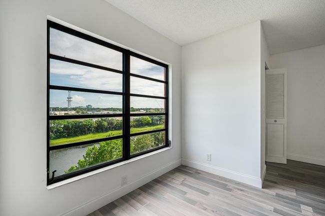 APT-604 - 2200 S Cypress Bend Dr, Condo with 1 bedrooms, 2 bathrooms and null parking in Pompano Beach FL | Image 16