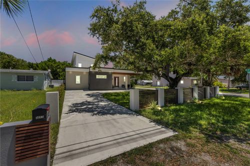3211 Saxon Dr, NEW SMYRNA BEACH, FL, 32169-3551 | Card Image