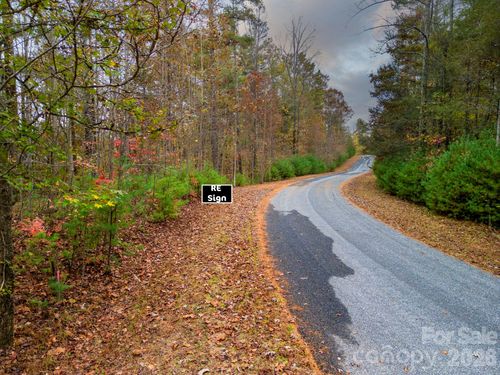 139 Larkhaven Dr, Nebo, NC, 28761 | Card Image