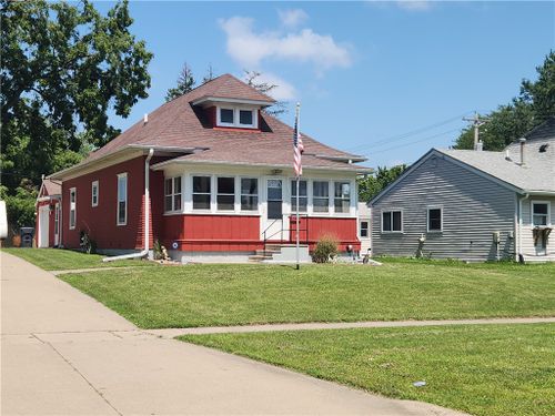 1005 1st Avenue W, Oskaloosa, IA, 52577 | Card Image