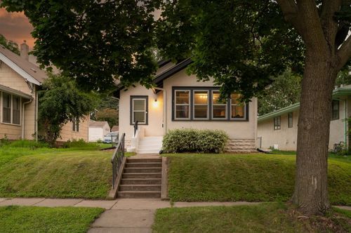 4111 6th St Ne, Columbia Heights, MN, 55421-2865 | Card Image