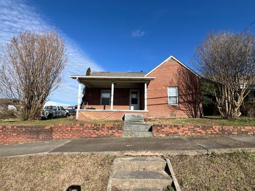 905 S Kentucky Ave, Corbin, KY, 40701-1845 | Card Image