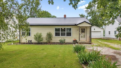 415 N Meridian Station, Sweetser, IN, 46987 | Card Image