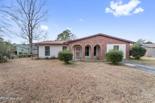 6002 E Red Oak Court, Jacksonville, NC, 28546 | Card Image