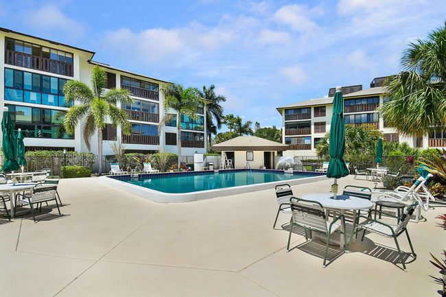 APT-201B - 162 Se Saint Lucie Blvd, Condo with 3 bedrooms, 2 bathrooms and null parking in Stuart FL | Image 23