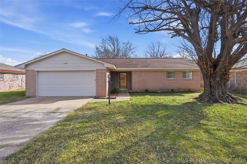 1611 S 116th East Ave, Tulsa, OK, 74128-5629 | Card Image