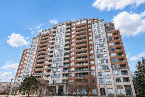 1112-9 Northern Heights Dr, Richmond Hill, ON, L4B4M5 | Card Image