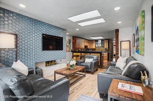 unit-3c-100 E Dean St, Aspen, CO, 81611-1969 | Card Image