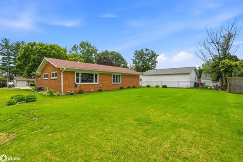 401 Neva Pl, West Burlington, IA, 52655-1326 | Card Image