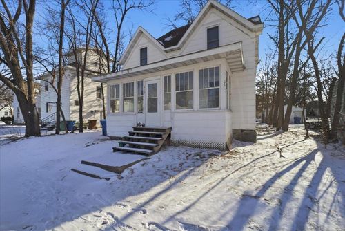 413 Conger St, Waterloo, IA, 50703-3657 | Card Image