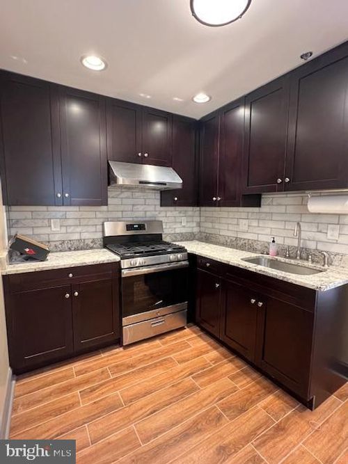 1r-912 Winter St, Philadelphia, PA, 19107-1818 | Card Image