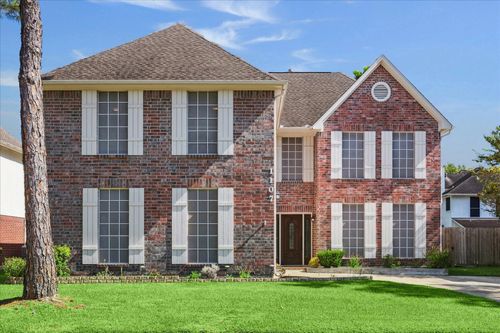 1107 Chesterwood Dr, Pearland, TX, 77581-6754 | Card Image