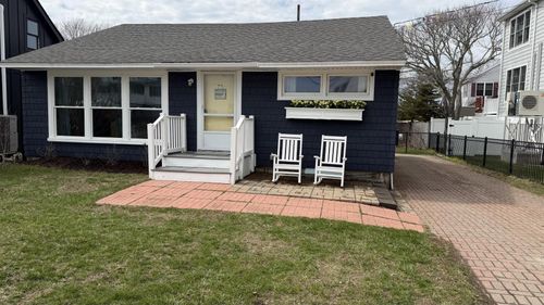 328 Ocean Avenue, Wells, ME, 04090 | Card Image