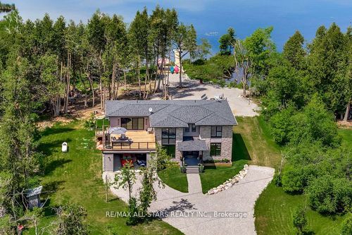 15 Berry Lane, Bobcaygeon, ON, K0M1A0 | Card Image
