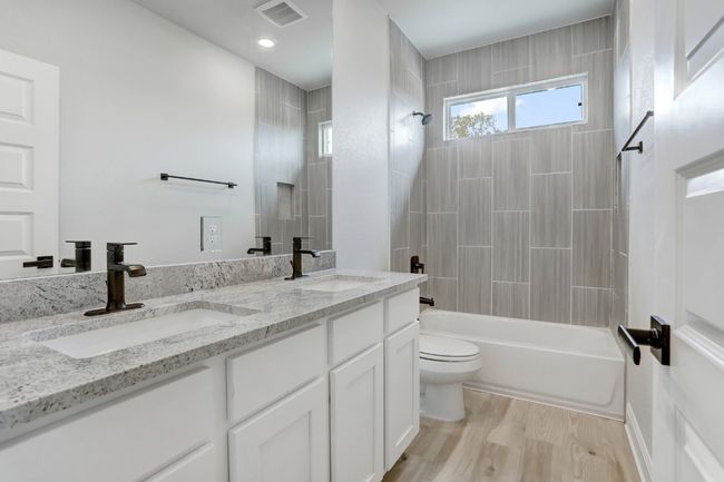 118 Periwinkle Ln, House other with 5 bedrooms, 4 bathrooms and null parking in Bastrop TX | Image 8