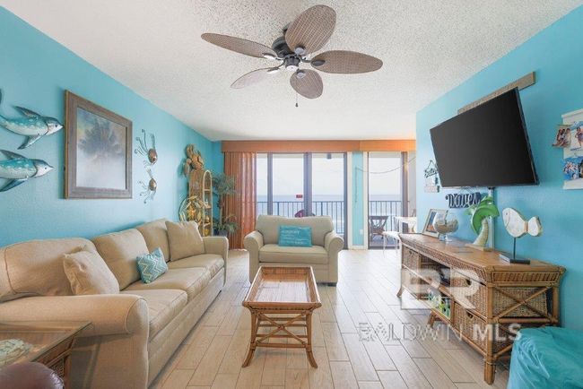 Living Room | Image 4