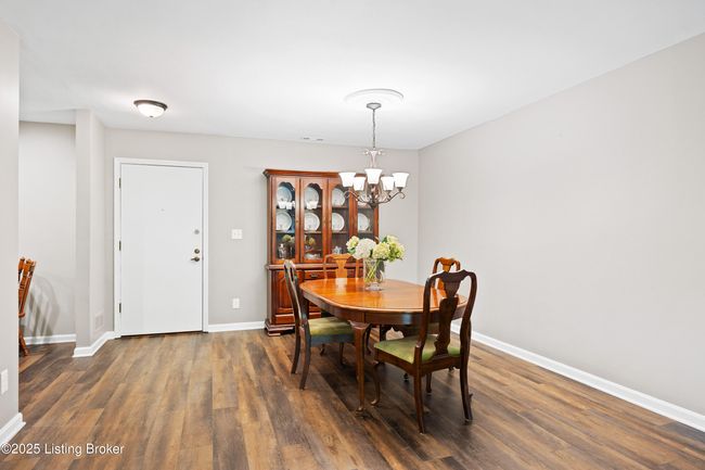 203 - 1600 Gardiner Ln, Condo with 2 bedrooms, 2 bathrooms and null parking in Louisville KY | Image 7